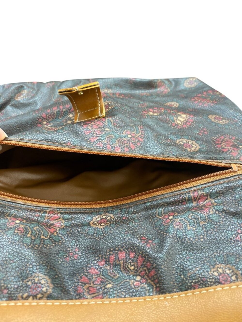 Vintage Avon Paisley Print Tote Bag & Matching Travel Clutch Tan Accents UNUSED - Picture 10 of 10